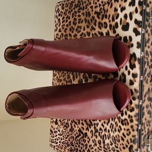 NWOT leather booties